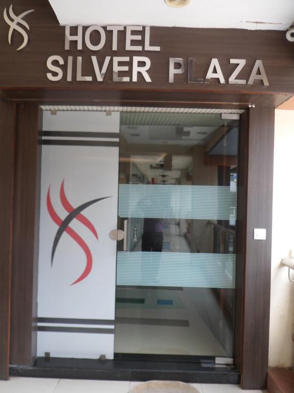 אחמדאבאד Hotel Silver Plaza מראה חיצוני תמונה